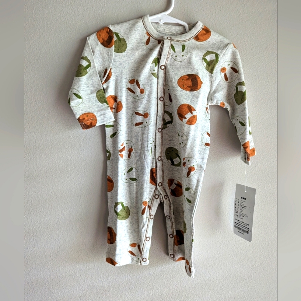 Heather grey snap onesie 6m Japanese bunnies BOGO 2 free baby clothes